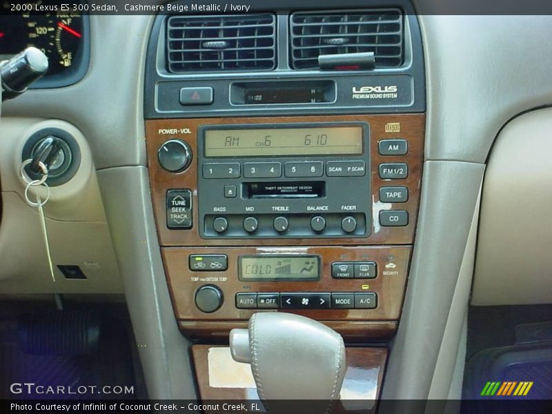 Cashmere Beige Metallic / Ivory 2000 Lexus ES 300 Sedan