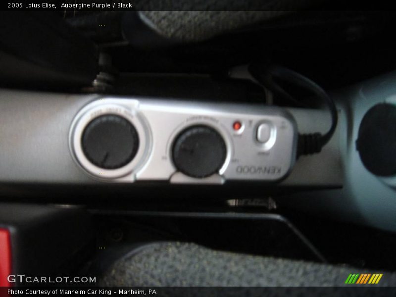 Aubergine Purple / Black 2005 Lotus Elise
