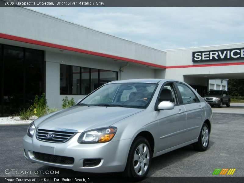Bright Silver Metallic / Gray 2009 Kia Spectra EX Sedan