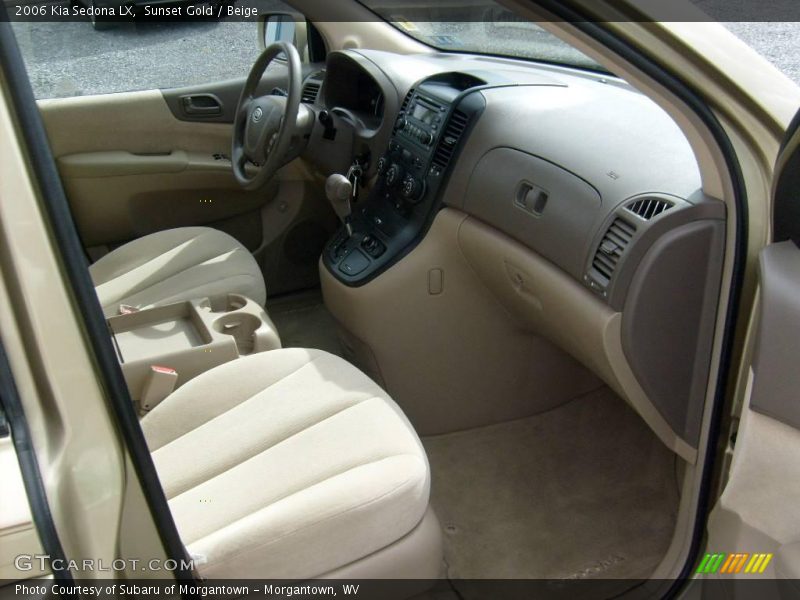 Sunset Gold / Beige 2006 Kia Sedona LX