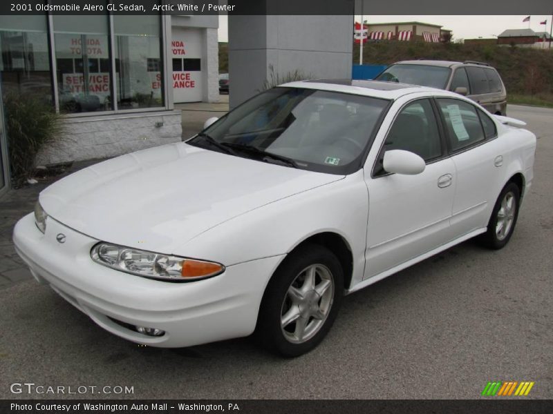 Arctic White / Pewter 2001 Oldsmobile Alero GL Sedan