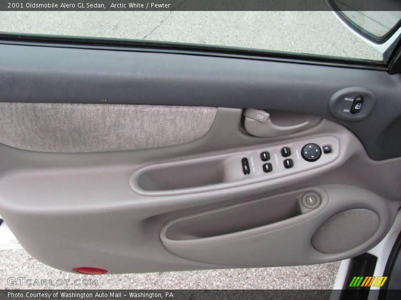 Arctic White / Pewter 2001 Oldsmobile Alero GL Sedan