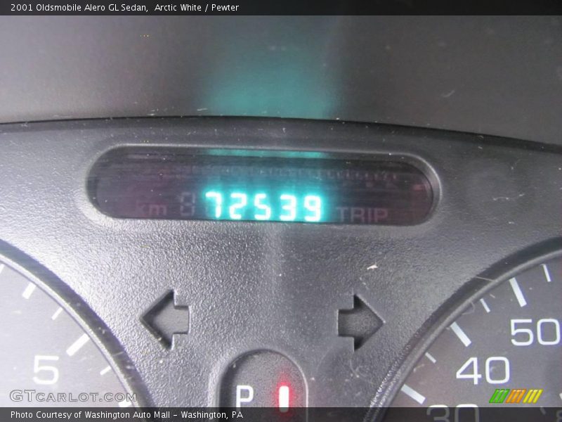 Arctic White / Pewter 2001 Oldsmobile Alero GL Sedan