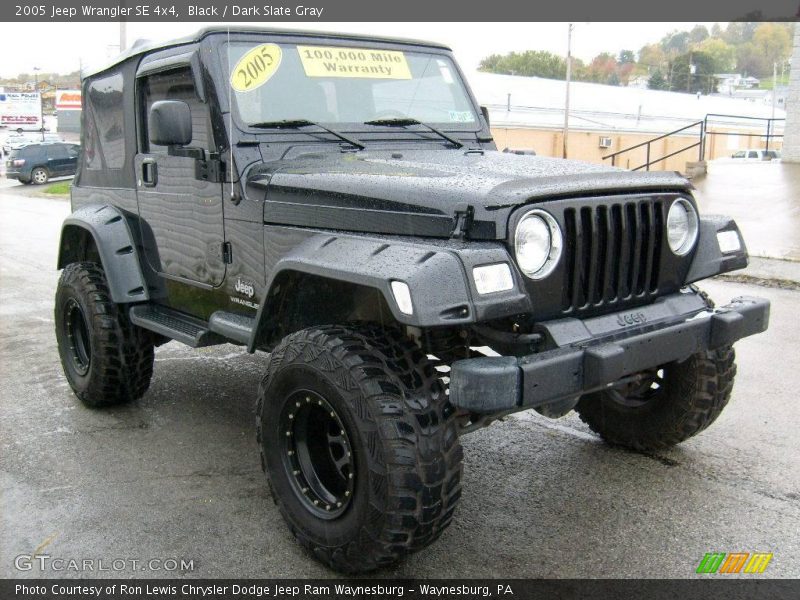 Black / Dark Slate Gray 2005 Jeep Wrangler SE 4x4