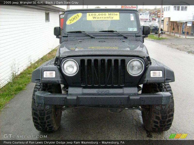 Black / Dark Slate Gray 2005 Jeep Wrangler SE 4x4