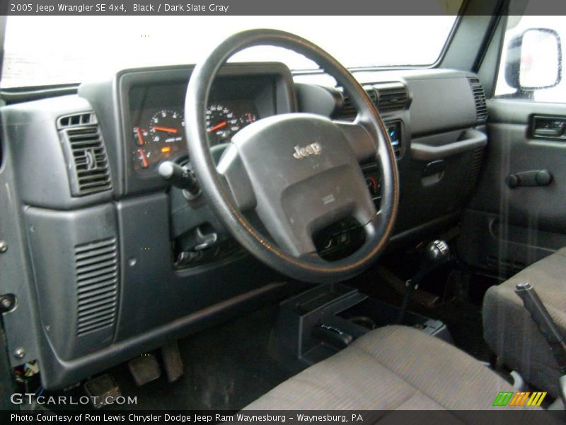 Black / Dark Slate Gray 2005 Jeep Wrangler SE 4x4