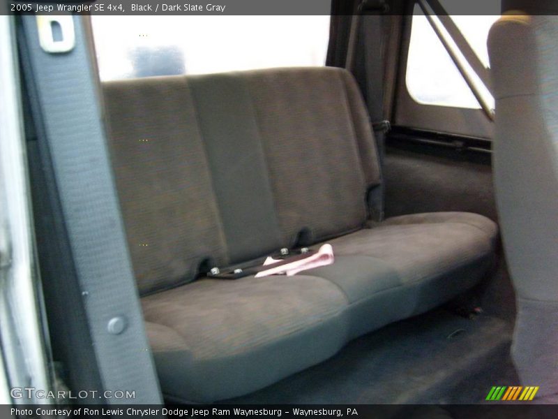 Black / Dark Slate Gray 2005 Jeep Wrangler SE 4x4
