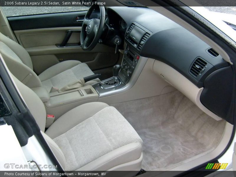 Satin White Pearl / Taupe 2006 Subaru Legacy 2.5i Sedan