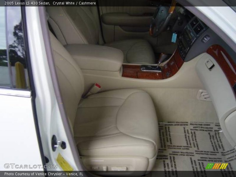 Crystal White / Cashmere 2005 Lexus LS 430 Sedan
