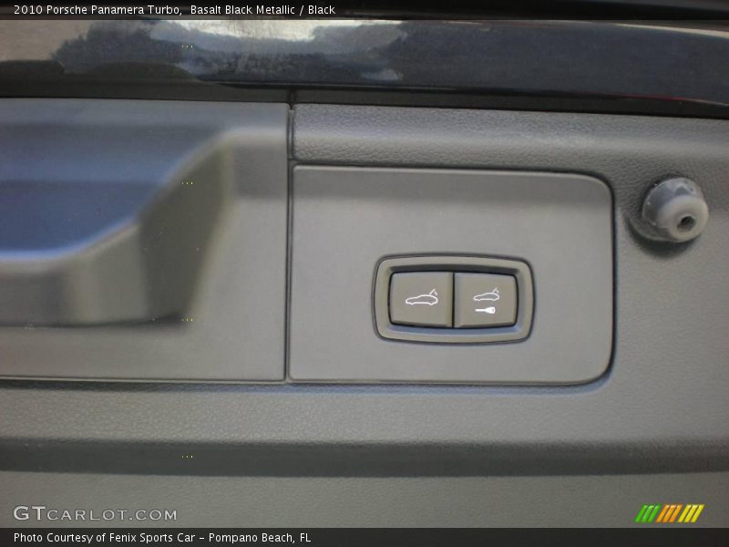 Basalt Black Metallic / Black 2010 Porsche Panamera Turbo