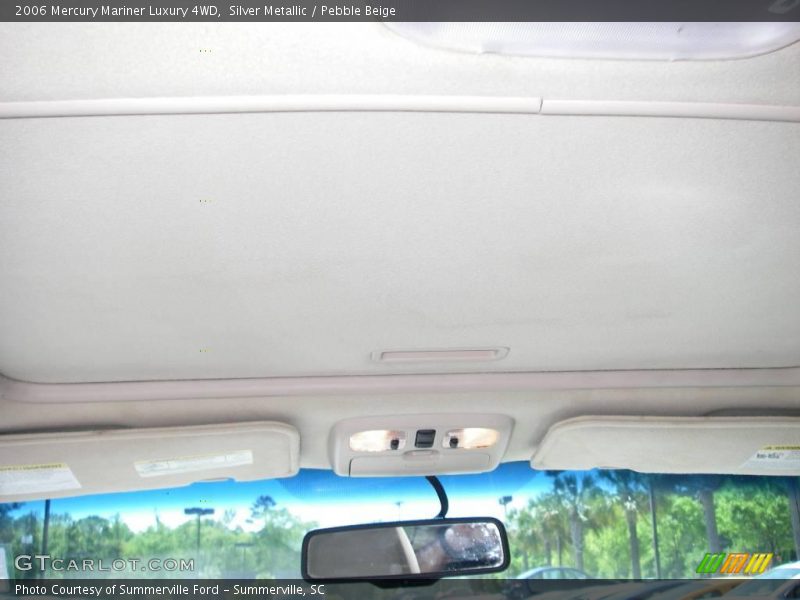 Silver Metallic / Pebble Beige 2006 Mercury Mariner Luxury 4WD
