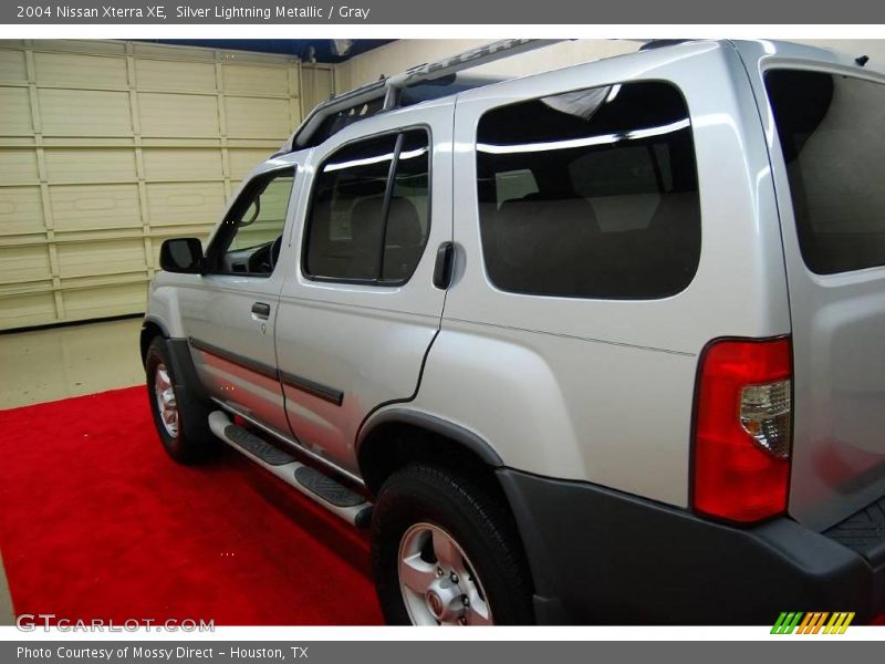 Silver Lightning Metallic / Gray 2004 Nissan Xterra XE