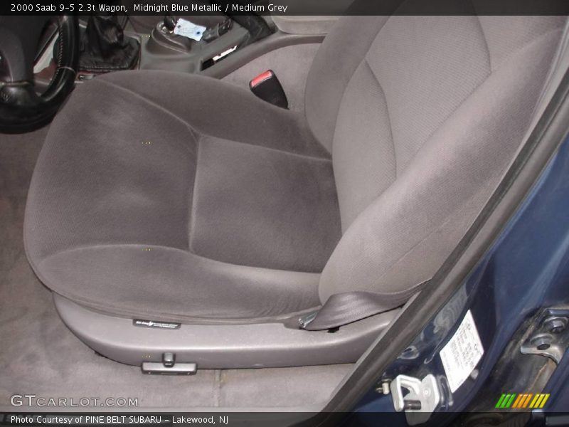 Midnight Blue Metallic / Medium Grey 2000 Saab 9-5 2.3t Wagon