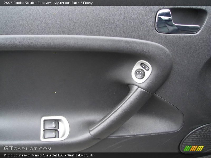 Mysterious Black / Ebony 2007 Pontiac Solstice Roadster