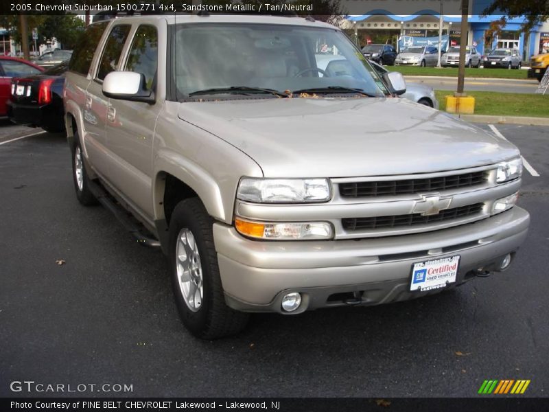 Sandstone Metallic / Tan/Neutral 2005 Chevrolet Suburban 1500 Z71 4x4