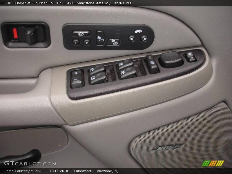 Sandstone Metallic / Tan/Neutral 2005 Chevrolet Suburban 1500 Z71 4x4