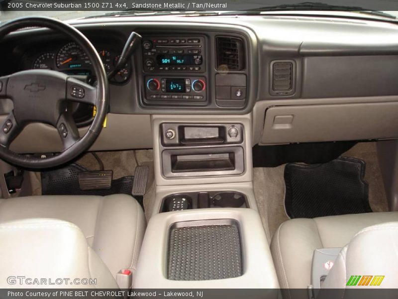 Sandstone Metallic / Tan/Neutral 2005 Chevrolet Suburban 1500 Z71 4x4