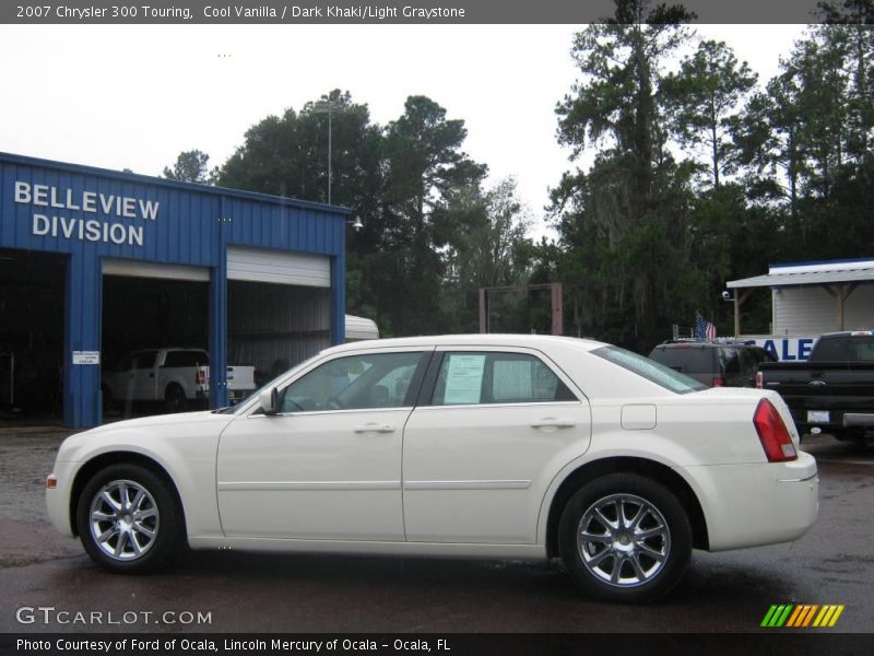 Cool Vanilla / Dark Khaki/Light Graystone 2007 Chrysler 300 Touring