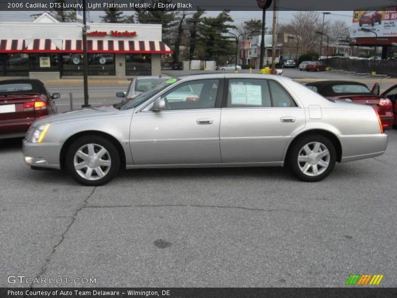 Light Platinum Metallic / Ebony Black 2006 Cadillac DTS Luxury