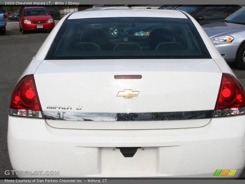 White / Ebony 2009 Chevrolet Impala LT