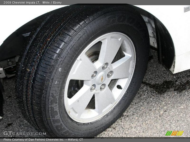 White / Ebony 2009 Chevrolet Impala LT