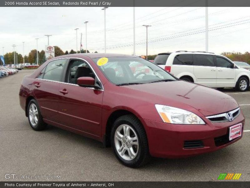 Redondo Red Pearl / Gray 2006 Honda Accord SE Sedan