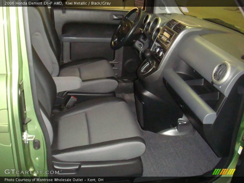 Kiwi Metallic / Black/Gray 2006 Honda Element EX-P AWD
