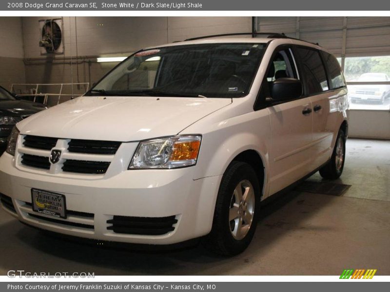 Stone White / Dark Slate/Light Shale 2008 Dodge Grand Caravan SE