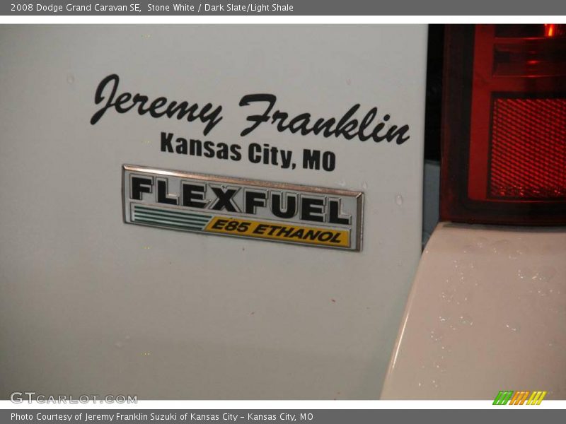 Stone White / Dark Slate/Light Shale 2008 Dodge Grand Caravan SE