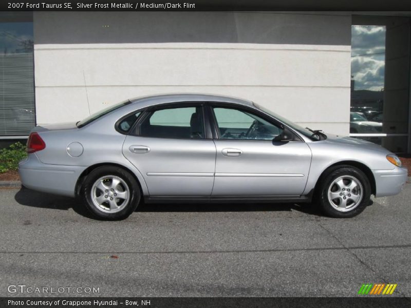 Silver Frost Metallic / Medium/Dark Flint 2007 Ford Taurus SE