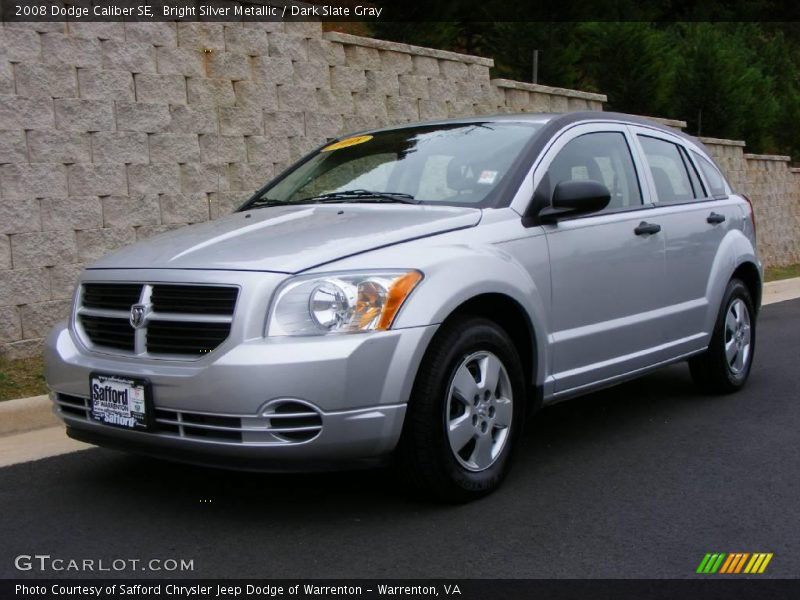 Bright Silver Metallic / Dark Slate Gray 2008 Dodge Caliber SE