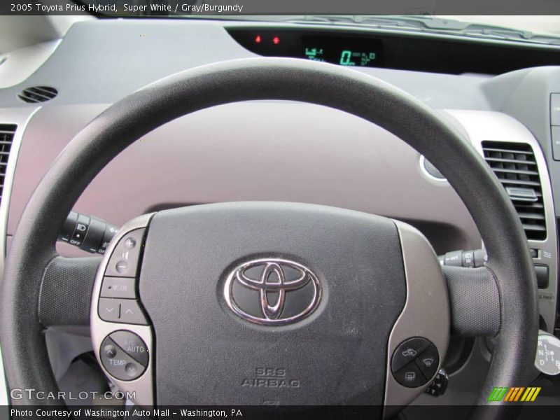 Super White / Gray/Burgundy 2005 Toyota Prius Hybrid