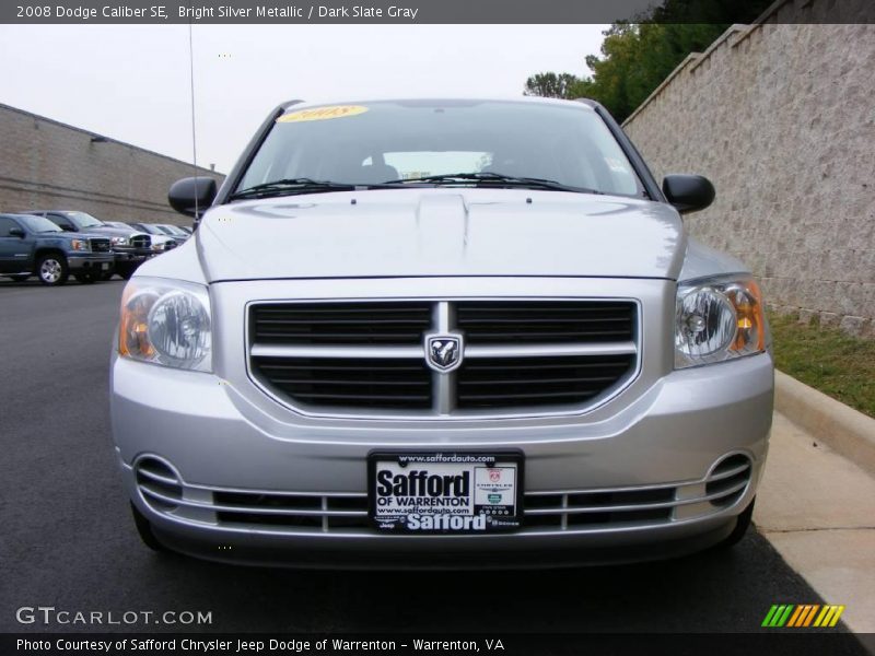 Bright Silver Metallic / Dark Slate Gray 2008 Dodge Caliber SE