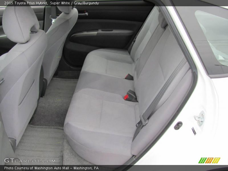 Super White / Gray/Burgundy 2005 Toyota Prius Hybrid