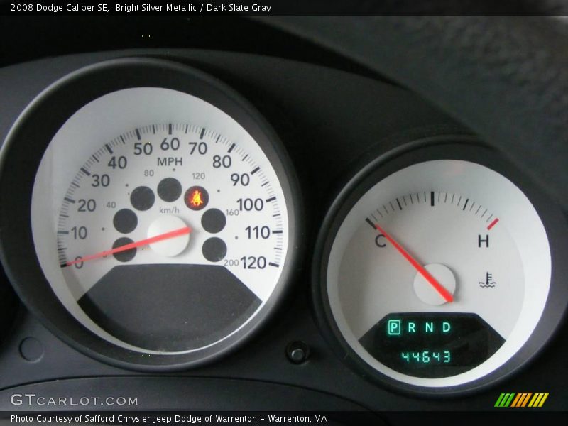 Bright Silver Metallic / Dark Slate Gray 2008 Dodge Caliber SE