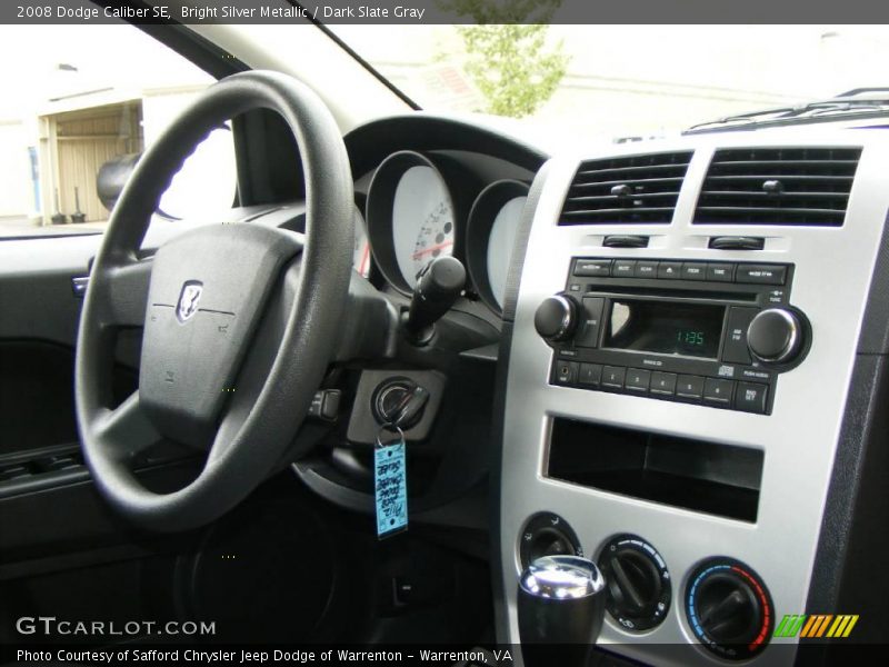 Bright Silver Metallic / Dark Slate Gray 2008 Dodge Caliber SE