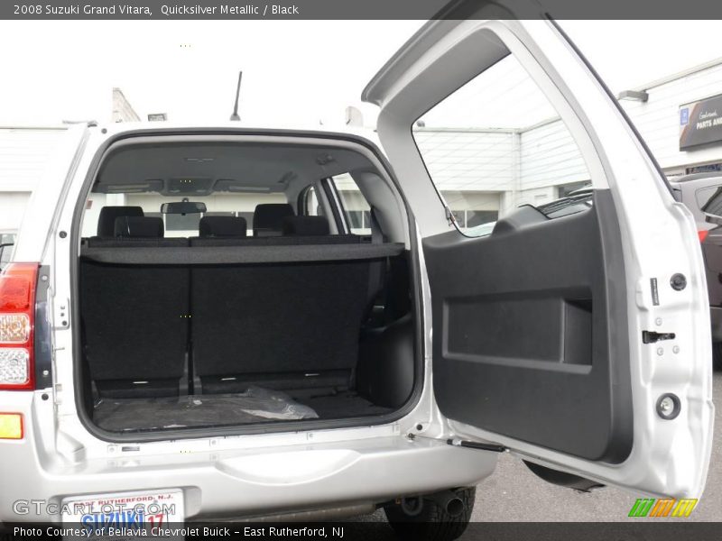 Quicksilver Metallic / Black 2008 Suzuki Grand Vitara