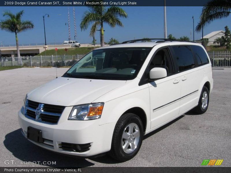 Stone White / Medium Slate Gray/Light Shale 2009 Dodge Grand Caravan SXT