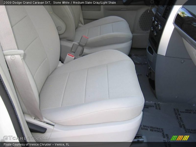 Stone White / Medium Slate Gray/Light Shale 2009 Dodge Grand Caravan SXT