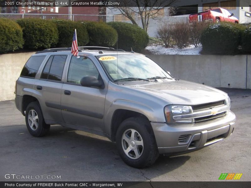 Graystone Metallic / Ebony 2005 Chevrolet TrailBlazer LS 4x4