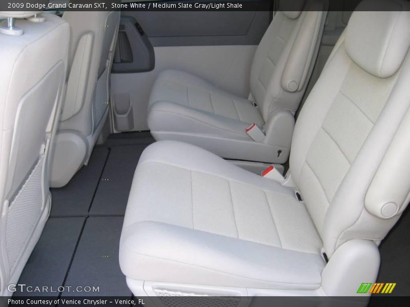 Stone White / Medium Slate Gray/Light Shale 2009 Dodge Grand Caravan SXT