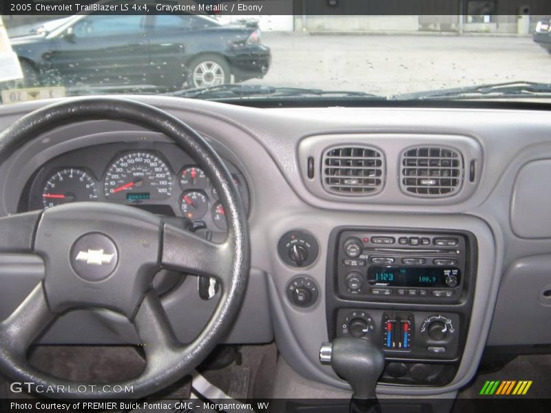 Graystone Metallic / Ebony 2005 Chevrolet TrailBlazer LS 4x4