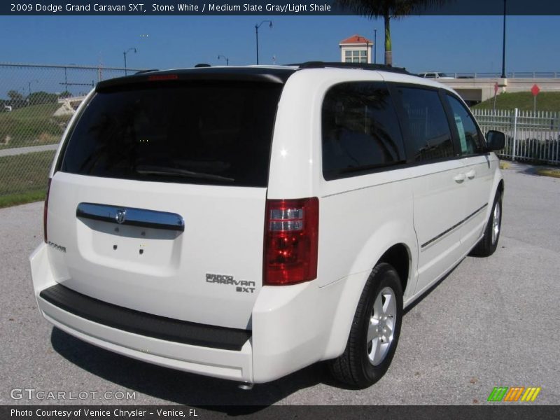 Stone White / Medium Slate Gray/Light Shale 2009 Dodge Grand Caravan SXT