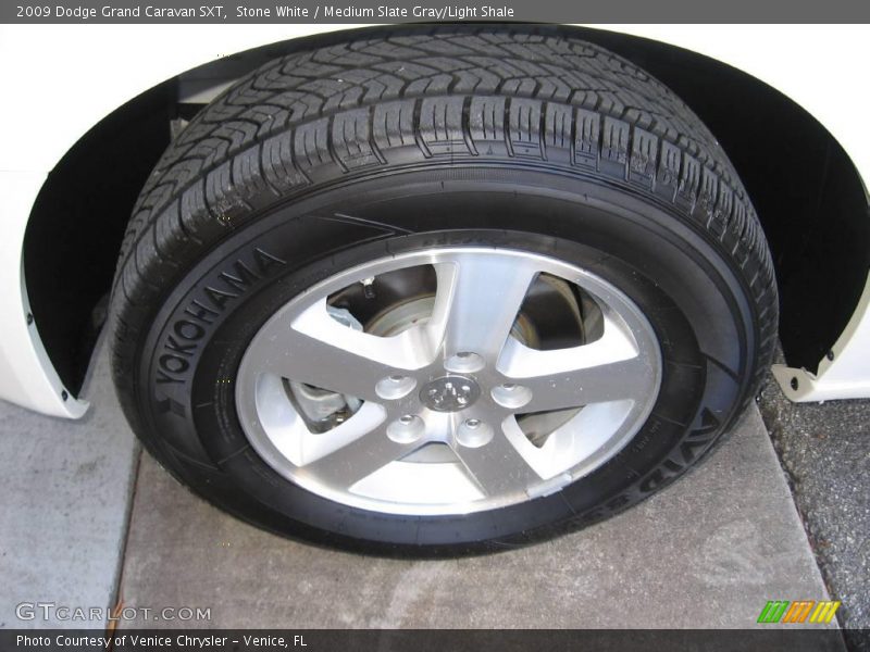 Stone White / Medium Slate Gray/Light Shale 2009 Dodge Grand Caravan SXT