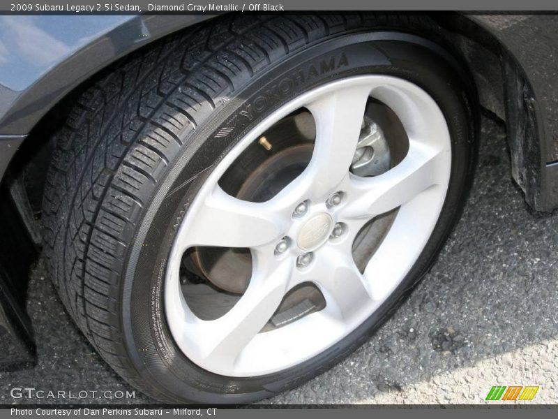 Diamond Gray Metallic / Off Black 2009 Subaru Legacy 2.5i Sedan