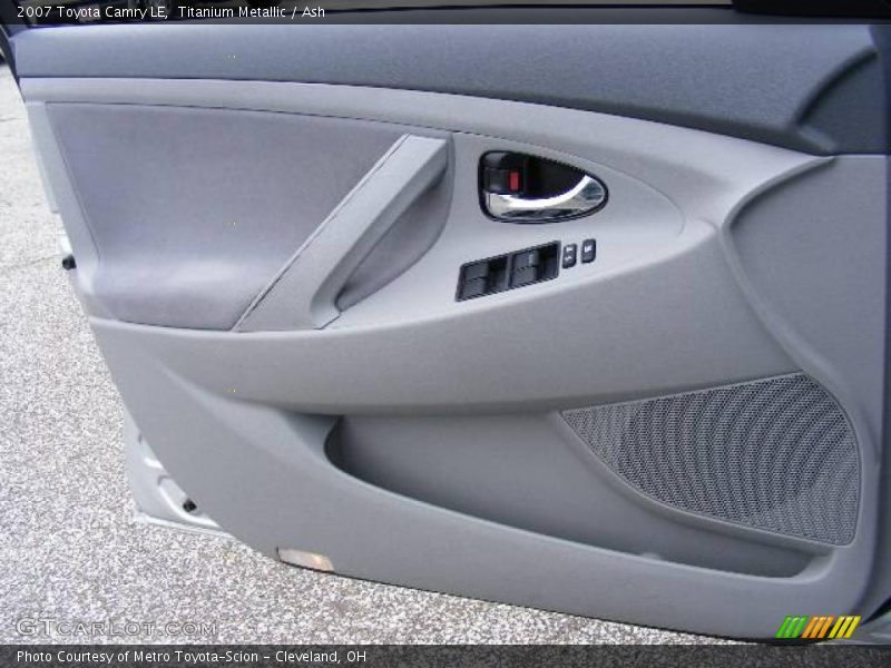 Titanium Metallic / Ash 2007 Toyota Camry LE