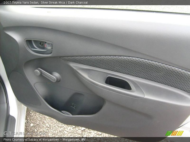 Silver Streak Mica / Dark Charcoal 2007 Toyota Yaris Sedan