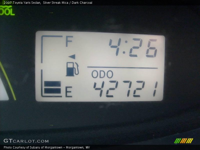 Silver Streak Mica / Dark Charcoal 2007 Toyota Yaris Sedan
