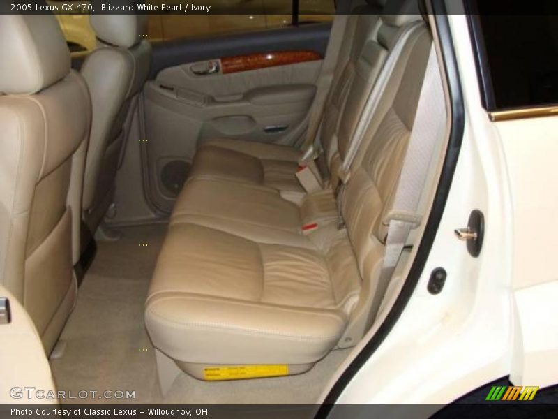 Blizzard White Pearl / Ivory 2005 Lexus GX 470