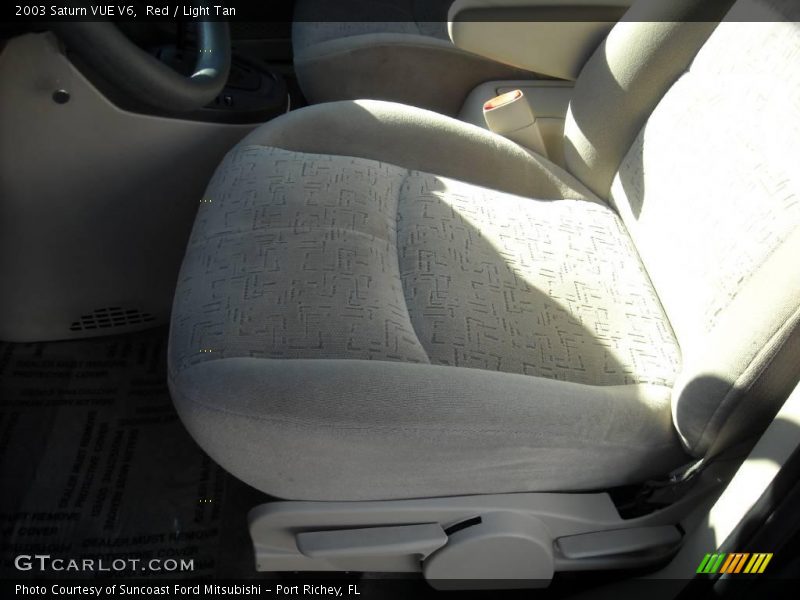 Red / Light Tan 2003 Saturn VUE V6